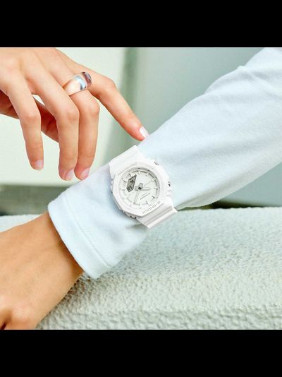 Часы Casio G-Shock GMA-P2100-7A
