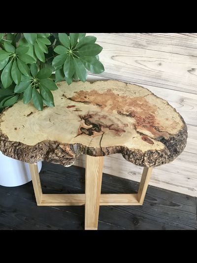 столик из спила ясеня