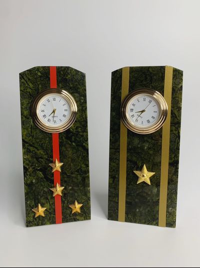 Часы-погон из камня змеевик, разные звания