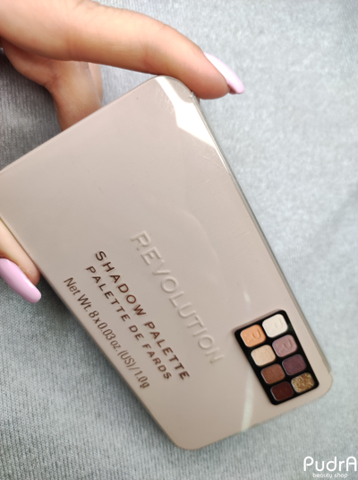 Makeup Revolution Палетка теней Forever Flawless Dynamic, Serinity