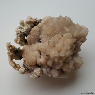 Кварц-кварцин халцедоновый. 77*61*52мм