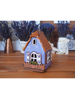 аромалампа домик