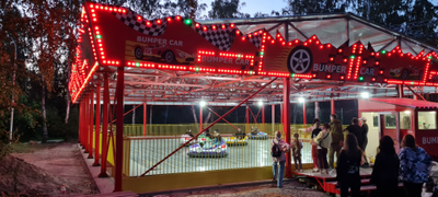 Автодром с питанием от пола 15х19 м.