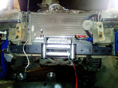 Подрамник (площадка) ZST-MDS -1.1 для установки лебёдки под бампер, Шевроле-нива дорестайл