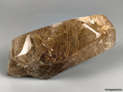 Рутил  в дымчатом кварце, галтель. Россия. 145*75*65мм