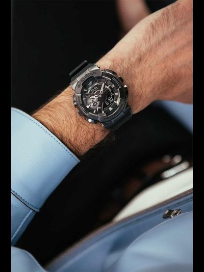 Часы Casio G-Shock GM-110BB-1A