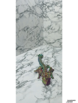 Дракон с розой