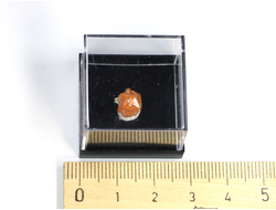 Гмелинит-Са кристаллы в пластиковом боксе, Крым №22312