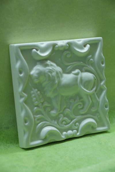 Лев однотонный (керамическая плитка)