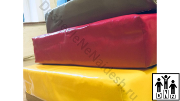 Обкладочные маты для батутных центров и арен