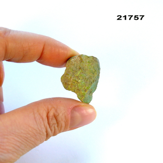 Бирюза натуральная (необработанная) Казахстан арт.21757: 6,3г - 26*19*10мм