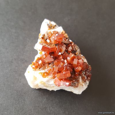 Ванадинит на барите с присыпкой. Марокко. 41*30*20 мм