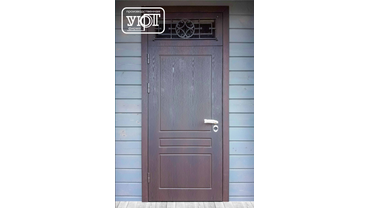 Дверь со стеклопакетом и художественной ковкой