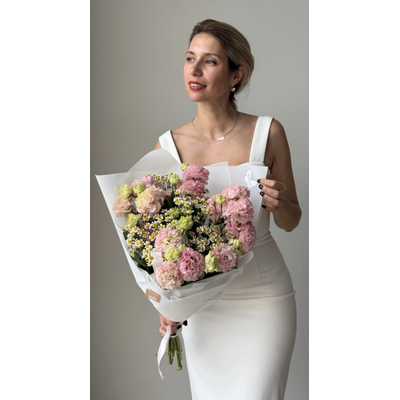 БУКЕТ ЦВЕТОВ НА ВКУС ФЛОРИСТА 11000р.
