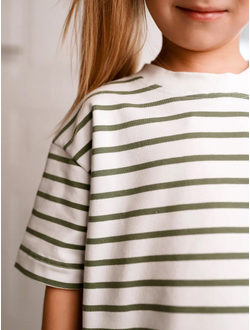 Футболка и леггинсы