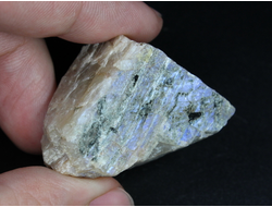 Беломорит (плагиоклаз), необработанный "дикий" образец, Карелия (40*30*22 мм, 38 г) №26370