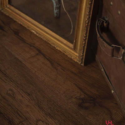 SPC ламинат Respect Дуб Амбарный 4209 43 класс толщина 5 мм с фаской и подложкой замковый 2.2448 м2