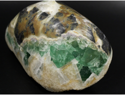 Флюорит, Кальцит, полировка крупная, Монголия (105*66*63 мм, 688 г) №35627