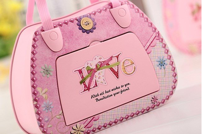 Музыкальная шкатулка Сумочка с танцующей балериной