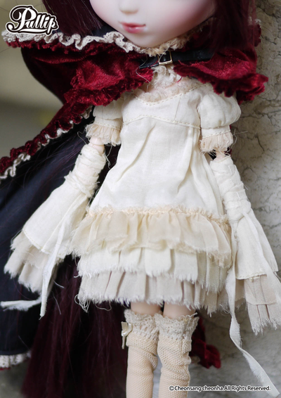 Кукла Пуллип Красная Шапочка (Pullip Bloody Red Hood)