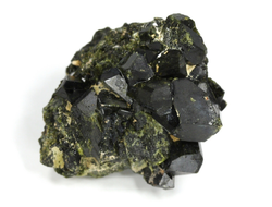 Эпидот, сросток кристаллов, Перу (45*32*34 мм, 63 г) №35865