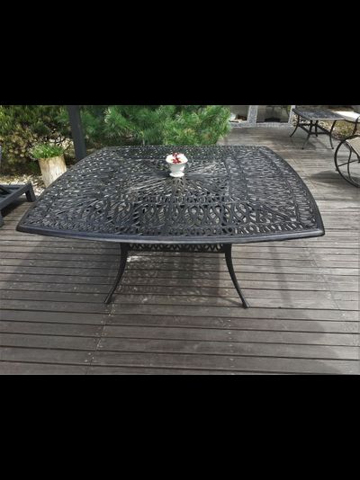 Стол из литого алюминия Conrad 8