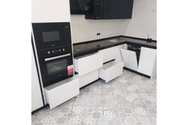 Кухня белый глянец с антресолью