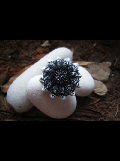 Кольцо "Цветок Угля и Пепла"