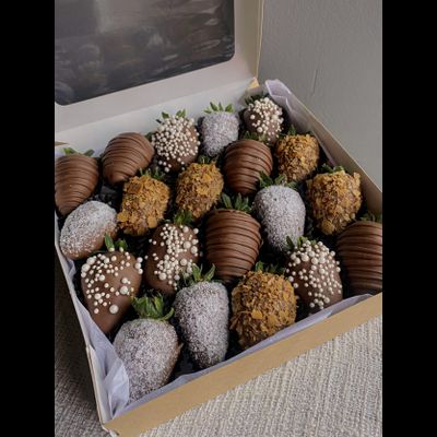 Набор клубники в шоколаде &quot;Молочный&quot;