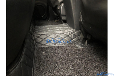 3D-коврики из экокожи в Toyota Hilux