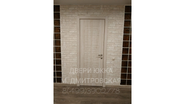 Модель: Фаворит 
Цвет: Сосна светлая
Погонаж: Телескопический
Петли: скрытые 