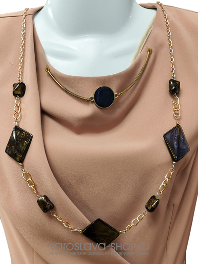 Бусы-колье с камнями в форме ромба на золотой цепочке