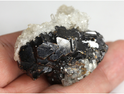 Сфалерит, Кварц, Дальнегорск, Приморский край (41*40*30 мм, 52 г) №37506