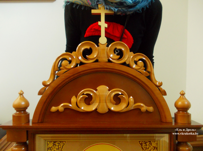 Киот, резьба по дереву