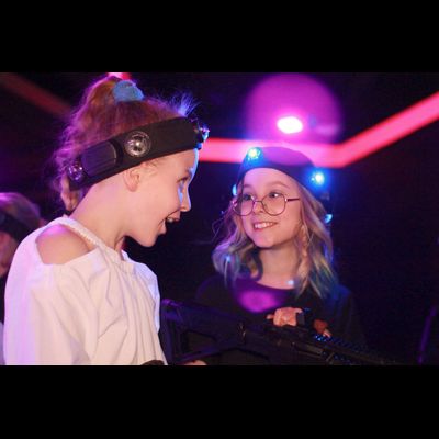 Активный отдых для школьников в лазертаге с банкетным залом, дискотекой и ведущим, Петрозаводск (Заводская)