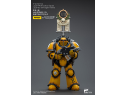 Знаменосец Имперских Кулаков (Warhammer Horus Heresy) - КОЛЛЕКЦИОННАЯ ФИГУРКА 1/18 Imperial Fists Legionary with Legion Vexilla (JT9053) - JOYTOY
