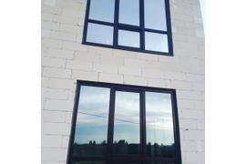 окна с большими стеклопакетами с энергосберегающим напылением и мультифункциональным напылением