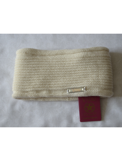 belaya-vyazanaya-povyazka-dlya-zhenschin-italiya-vizio