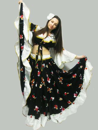 Цыганский национальный костюм  р. 50-52
