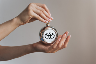 Шар елочный цветной "Фирменный стиль" 8 см