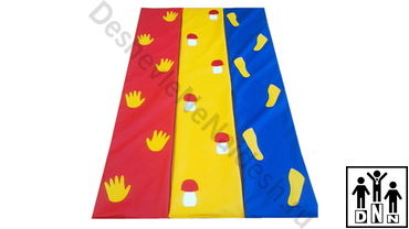 3 дорожки со следочками на липах