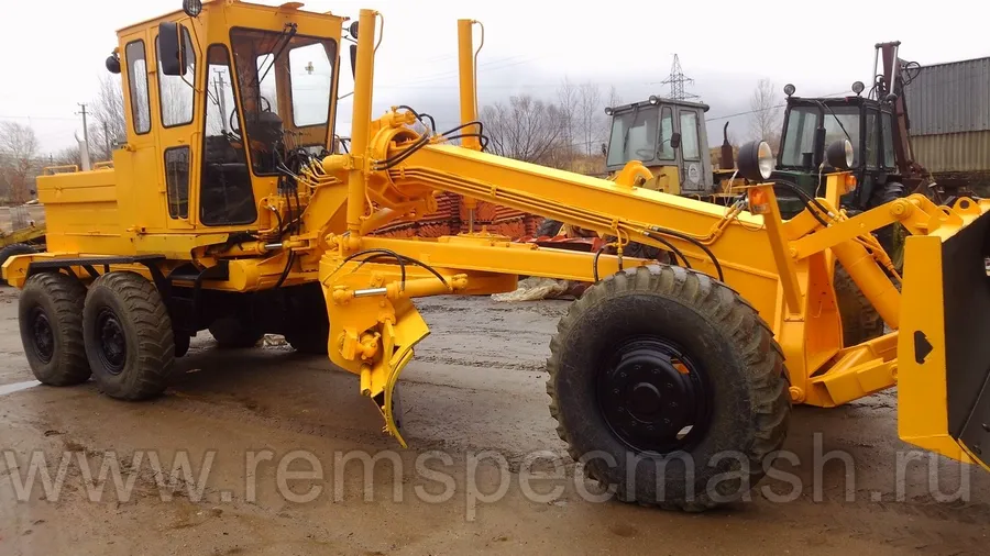 Автогрейдер ДЗ-122Б