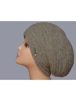 Серо бежевый  берет зима 2017 вязаный