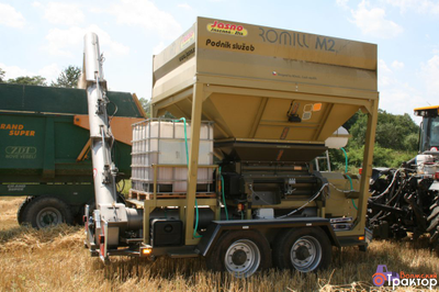 Передвижная вальцовая плющилка влажного зерна ROmiLL М2 Plus