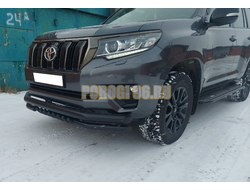 Защита штатного порога сбоку с покрытием "раптор" Папа Тюнинг d42 для Toyota Land Cruiser Prado 150 2017-