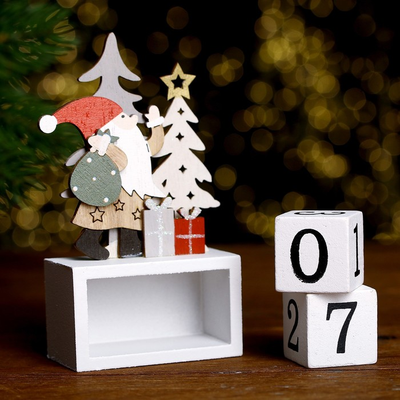 Вечный календарь «Дед Мороз с подарками» 7 × 3,5 × 13 см