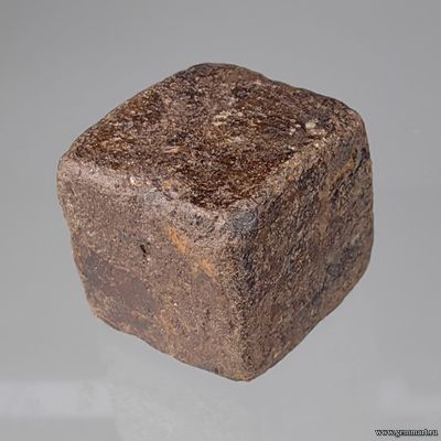 Лимонит по пириту. Южный Урал. Россия. 20*19*19мм