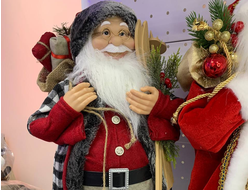 Дед Мороз красный в клетчатом полушубке с лыжами 45см