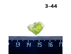 Хризолит натуральный (необр.) №3-44: 1,2г - 16*14*4мм