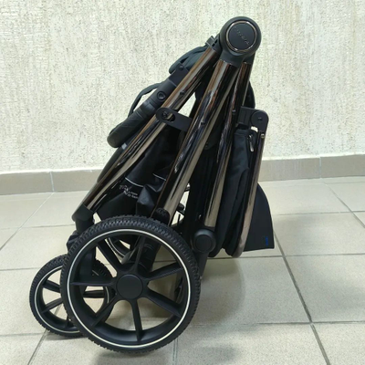 Детская коляска LUXMOM H18 Черный